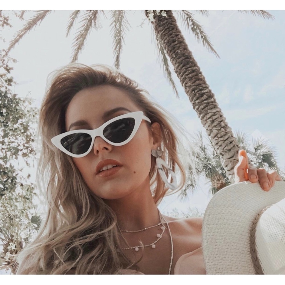 Retro Cat Eye Sunnies NWOT